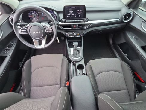 Used 2023 Kia Forte LXS w/ LXS Technology Package FWD image 14