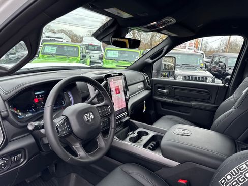 Used 2025 RAM 2500 Power Wagon image 12