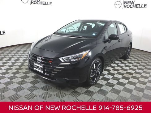 Certified 2025 Nissan Versa SR w/ Trunk Package image 1