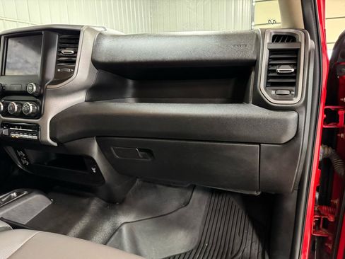 Used 2020 RAM 3500 Tradesman w/ Chrome Appearance Group image 13