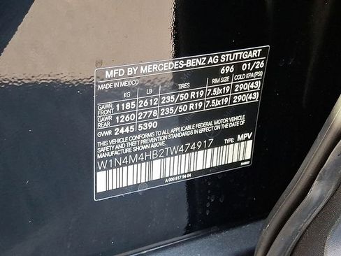 Used 2026 Mercedes-Benz GLB 250 4MATIC image 14