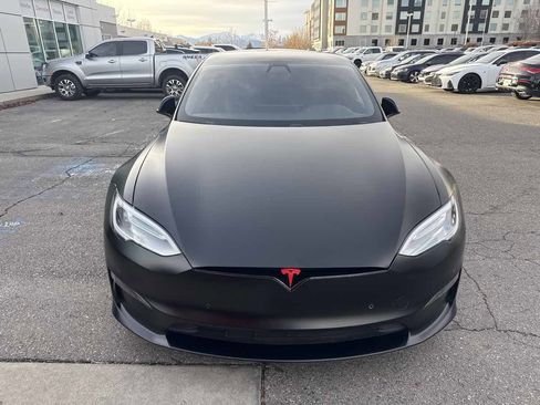 Used 2021 Tesla Model S Plaid image 3