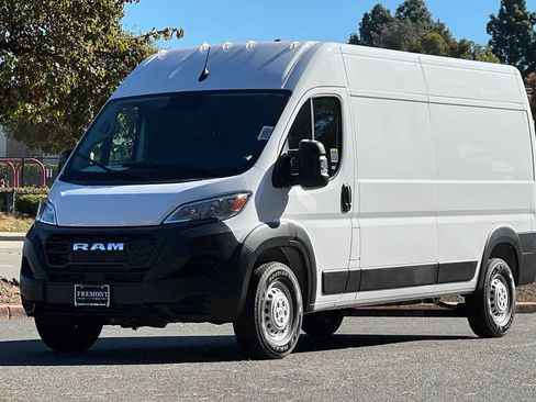 New 2026 RAM ProMaster 2500 FWD image 7
