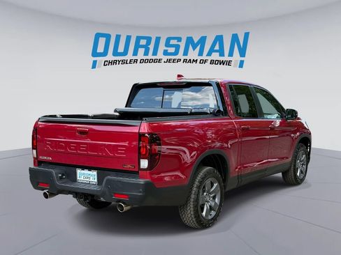 Used 2024 Honda Ridgeline TrailSport image 2