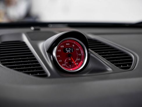 Used 2018 Porsche 911 Carrera GTS image 12