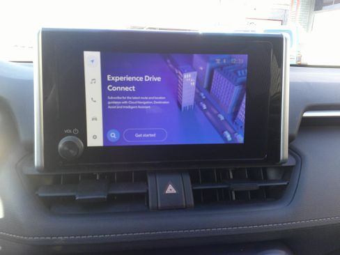 Used 2024 Toyota RAV4 XLE image 25