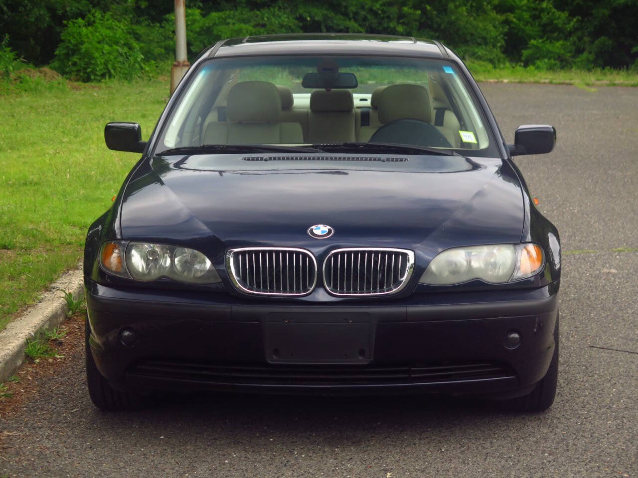 Used 2005 BMW 325i Sedan RWD image 17