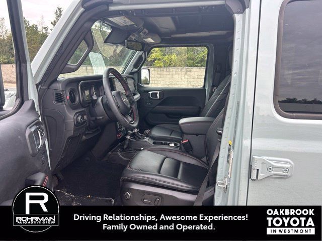 Used 2024 Jeep Wrangler Unlimited Rubicon AWD/4WD image 12