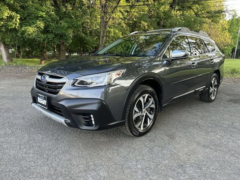 Used 2021 Subaru Outback Touring XT AWD/4WD image 4