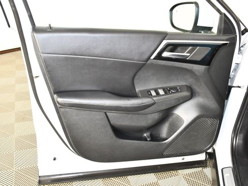 Used 2022 Mitsubishi Outlander SE AWD/4WD image 26