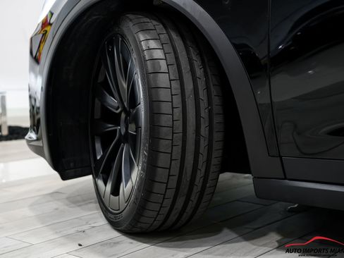 Used 2022 Tesla Model X Plaid image 89