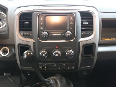 Used 2016 RAM 2500 Tradesman w/ Chrome Appearance Group image 21