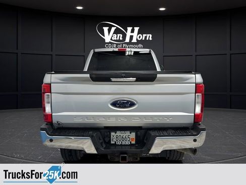 Used 2019 Ford F250 Lariat w/ Lariat Value Package AWD/4WD image 7