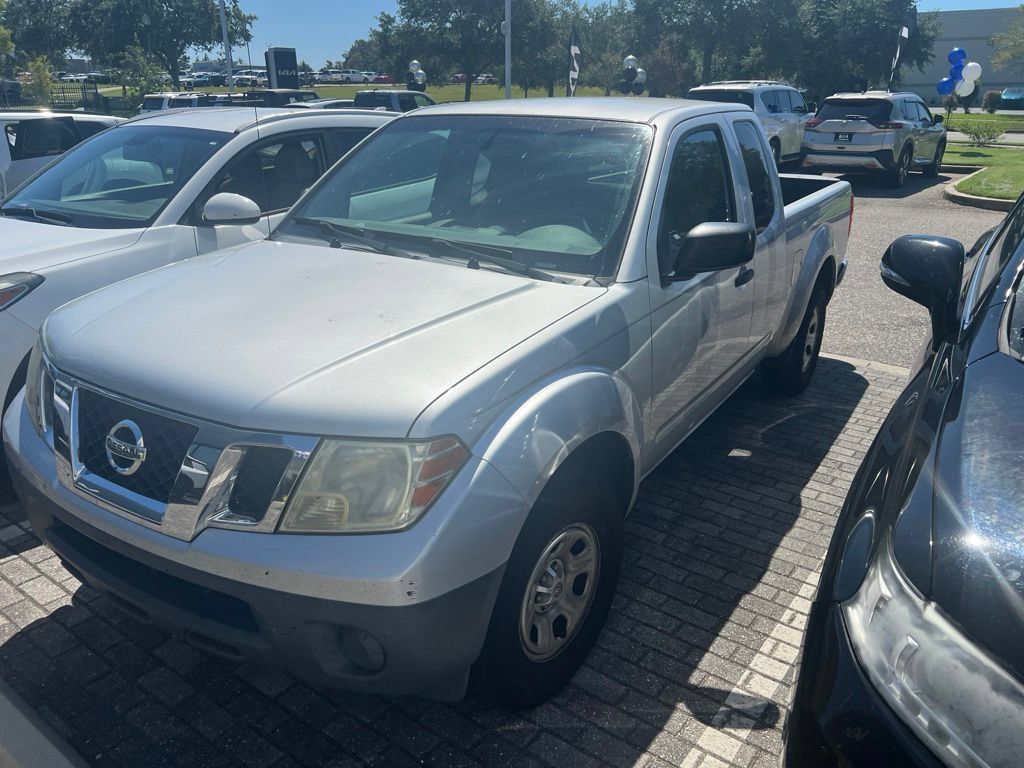 Used 2015 Nissan Frontier S RWD image 3