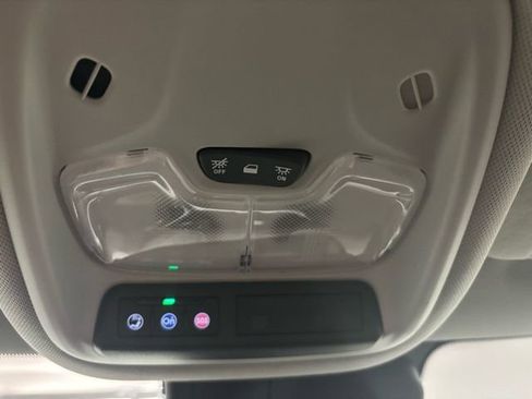 Certified 2023 Chevrolet TrailBlazer LT w/ Convenience Package image 30