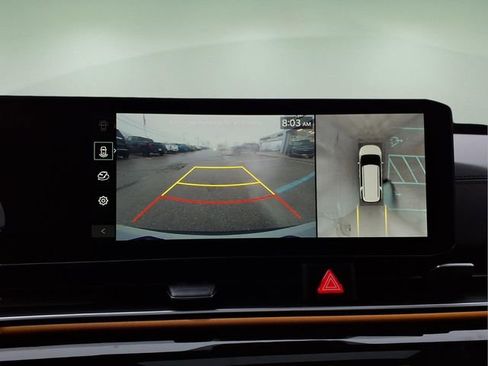 Used 2025 Kia Carnival SX Prestige image 23