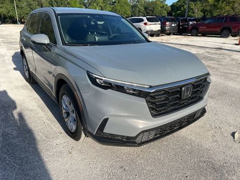 Used 2025 Honda CR-V LX image 1