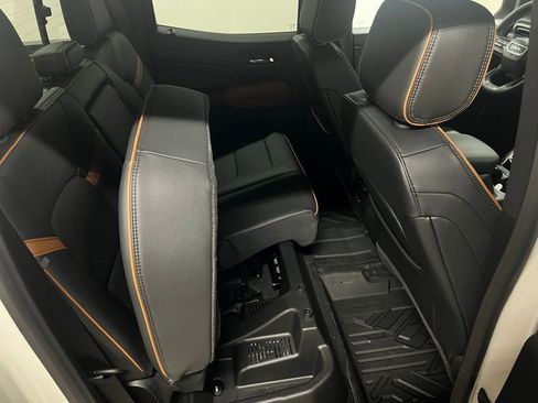 New 2026 GMC Canyon AT4 w/ AT4 Premium Package AWD/4WD image 36