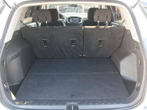 Used 2020 GMC Terrain SLE FWD image 10
