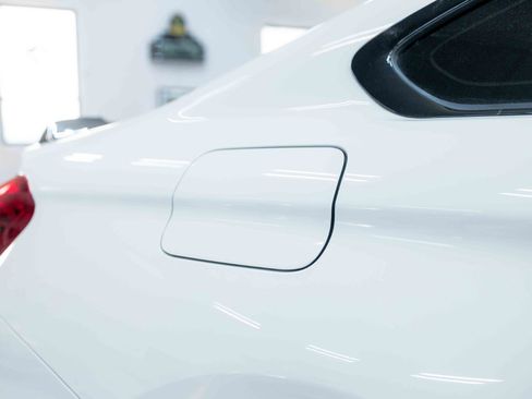 Used 2019 BMW M4 CS w/ Executive Package image 26