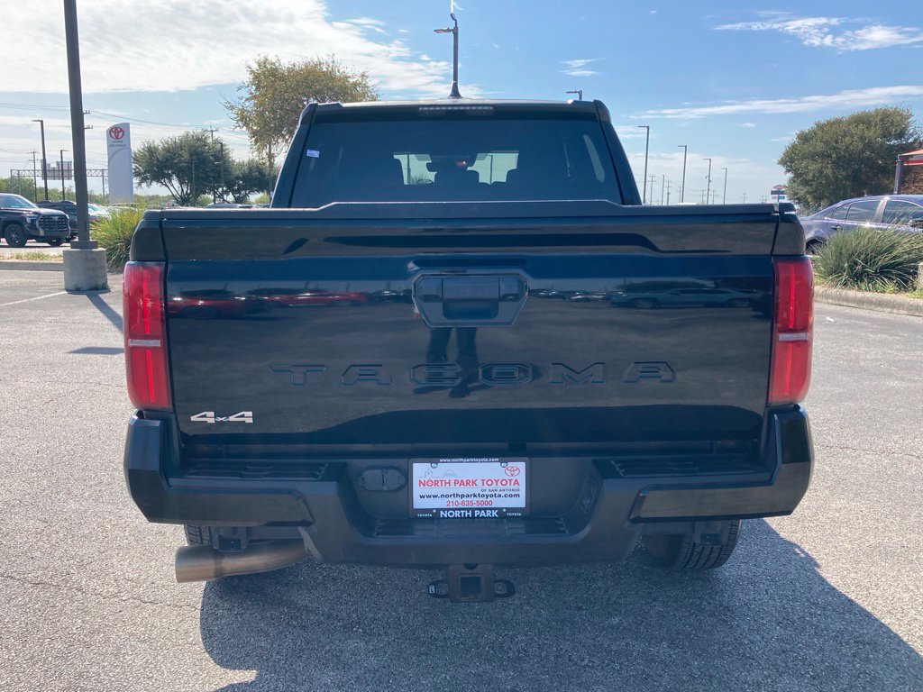 Used 2024 Toyota Tacoma SR5 AWD/4WD image 6