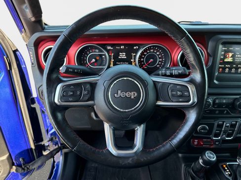 Used 2018 Jeep Wrangler Unlimited Rubicon AWD/4WD image 26