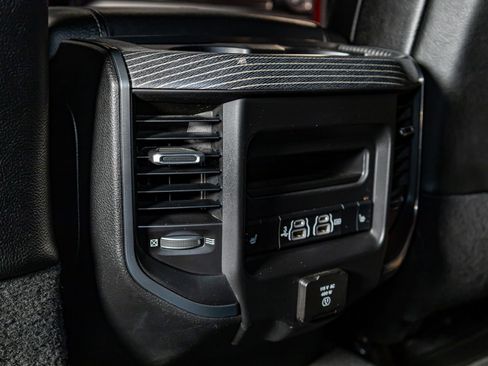 Used 2019 RAM 2500 Limited image 27