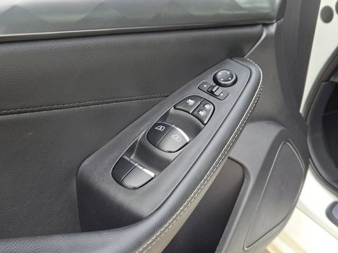 Used 2019 Nissan Maxima 3.5 SV w/ Floor Mat Group image 12