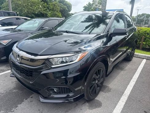 Used 2021 Honda HR-V Sport image 1