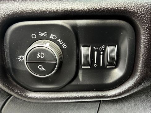 Used 2024 RAM 2500 Laramie w/ Night Edition AWD/4WD image 22