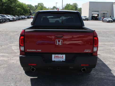 Certified 2023 Honda Ridgeline Sport image 6