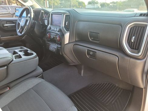 Used 2022 Chevrolet Silverado 1500 LT RWD image 8