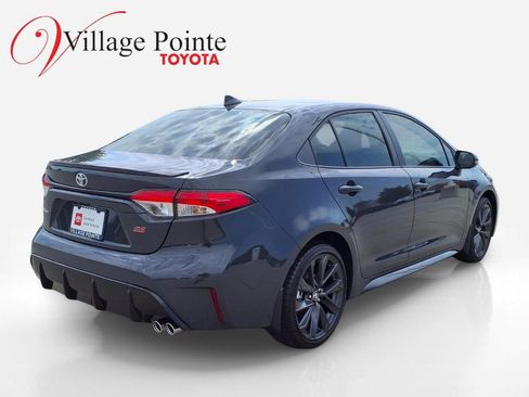 Certified 2026 Toyota Corolla SE FWD image 5