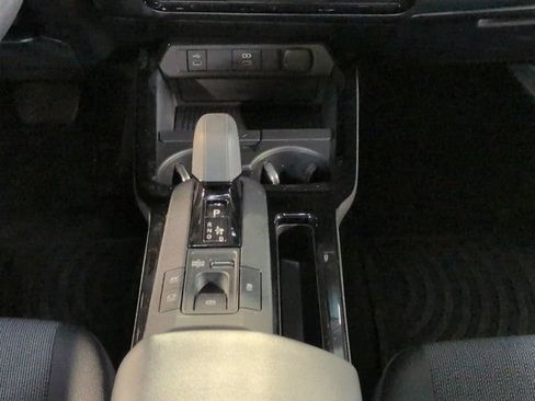 Used 2023 Toyota Prius LE FWD image 17