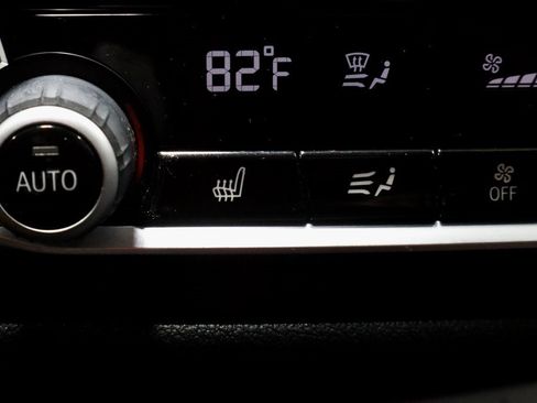 Used 2021 BMW X3 xDrive30i w/ Premium Package image 5