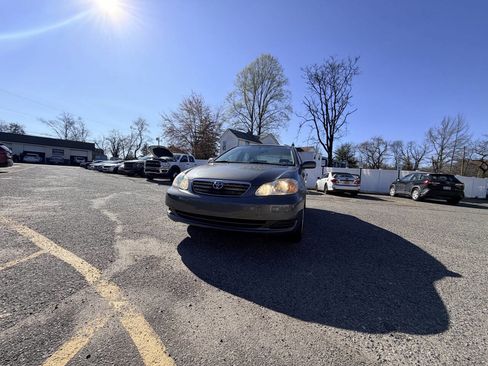 Used 2007 Toyota Corolla CE image 2