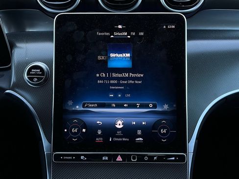 Used 2024 Mercedes-Benz GLC 300 4MATIC image 33