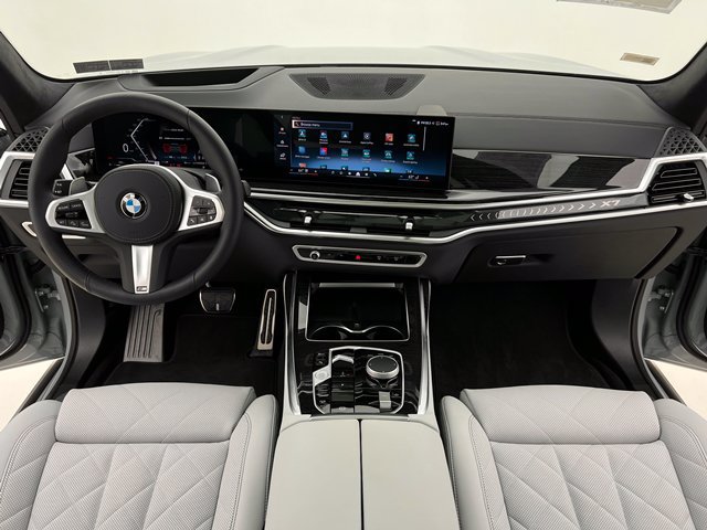 Certified 2027 BMW X7 xDrive40i w/ M Sport Package AWD/4WD image 23