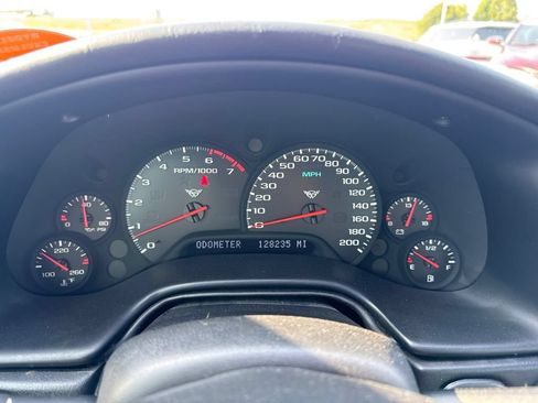 Used 2000 Chevrolet Corvette Coupe w/ Memory Pkg RWD image 13