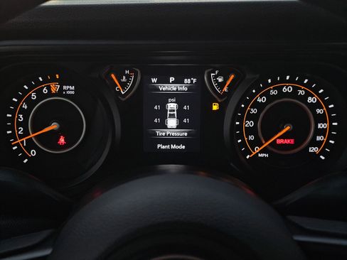 New 2026 Jeep Gladiator Sport AWD/4WD image 11