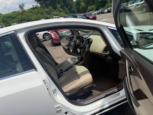 Used 2015 Buick Verano Convenience FWD image 14