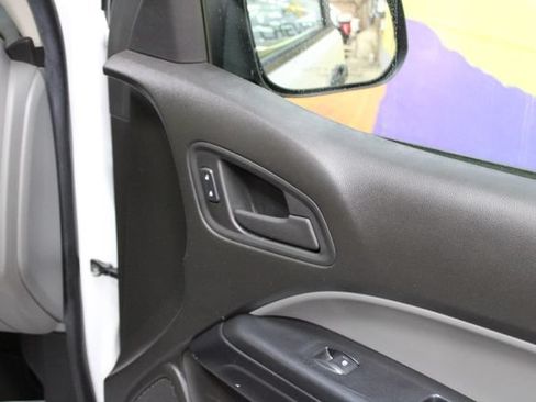 Used 2015 GMC Canyon 2WD Crew Cab w/ Convenience Package image 11
