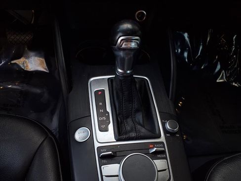 Used 2016 Audi A3 e-tron Premium w/ Audi MMI Navigation Plus image 9