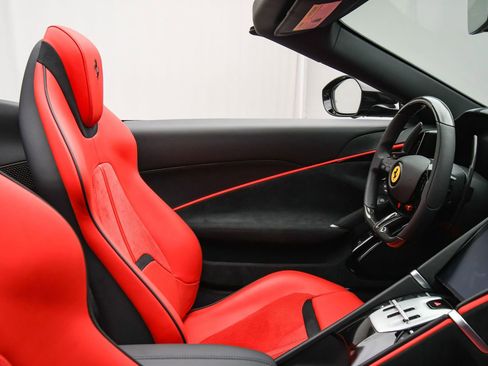 Certified 2025 Ferrari Roma Spider image 56