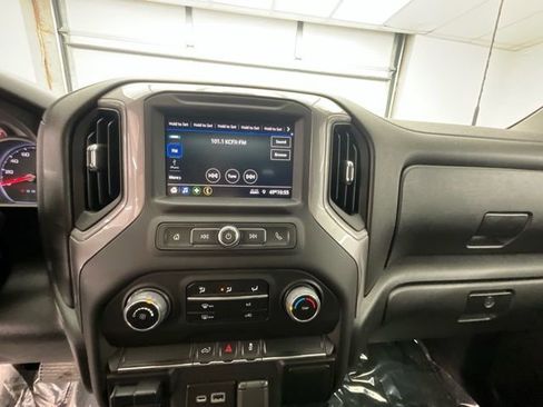 Used 2023 Chevrolet Silverado 2500 Custom w/ Custom Convenience Package AWD/4WD image 9