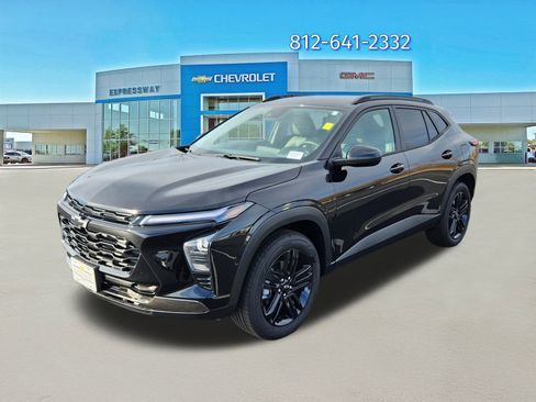 Used 2026 Chevrolet Trax ACTIV image 3