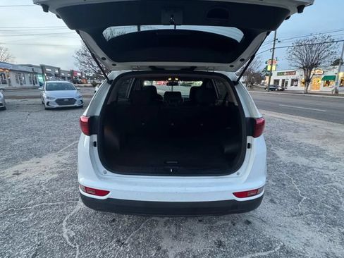 Used 2019 Kia Sportage LX FWD image 20