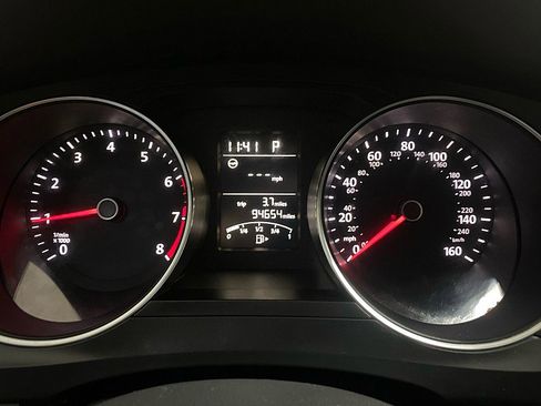 Used 2016 Volkswagen Jetta S image 18