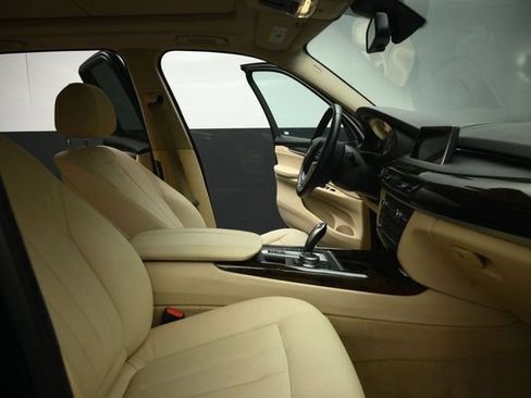 Used 2015 BMW X5 xDrive35d AWD/4WD image 56