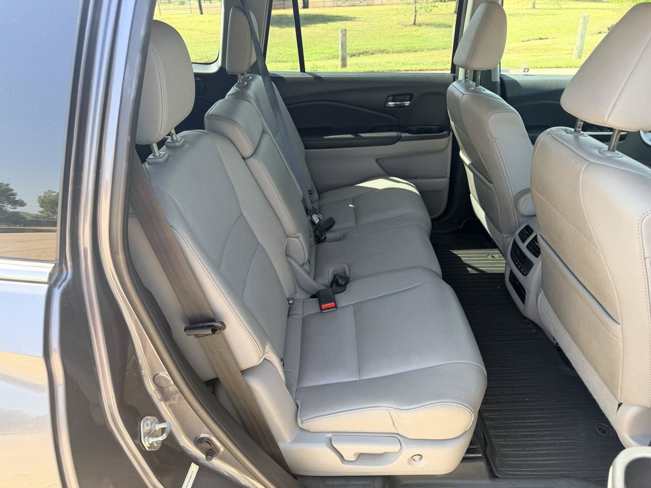 Used 2016 Honda Pilot EX-L image 11